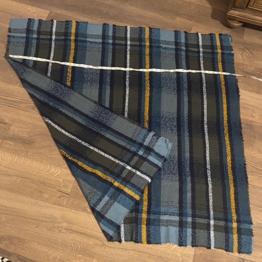 Lot of 8 scarves / wraps